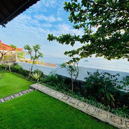 Solaluna Beach Homestay Amed Екстериор снимка