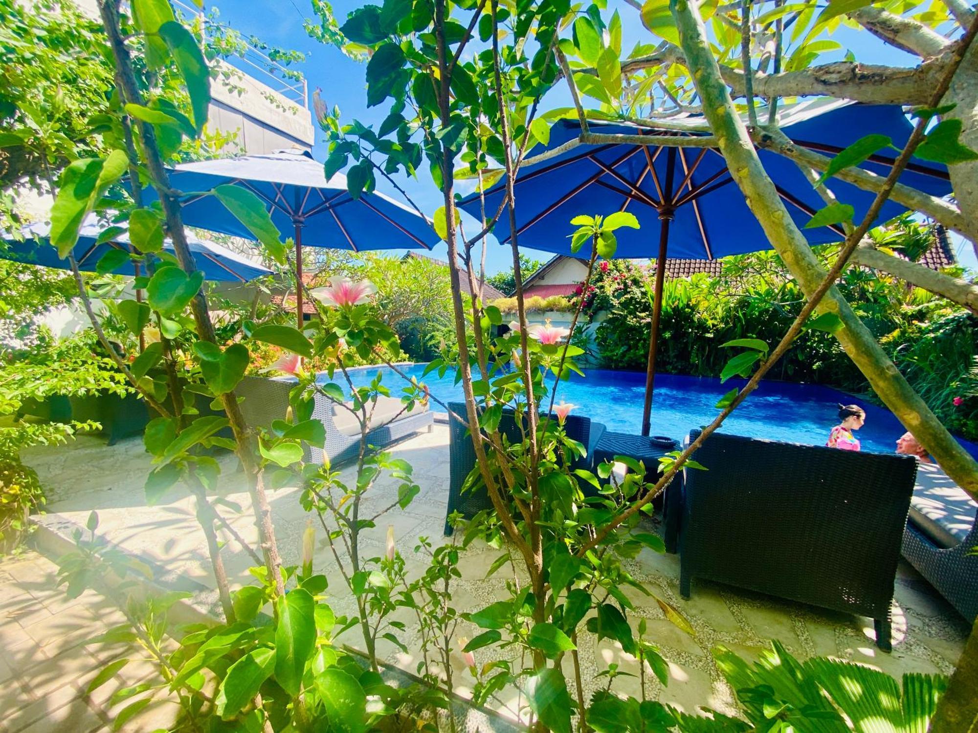 Solaluna Beach Homestay Amed Екстериор снимка